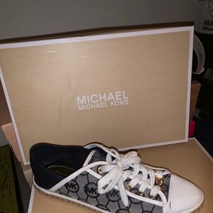 Michael Kors Kristy slides